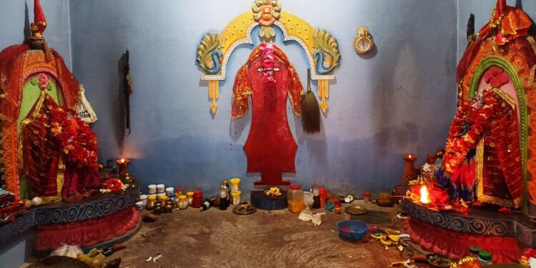 ଐତିହାସିକ ପାଟଣେଶ୍ୱରୀ ମନ୍ଦିର ସାଲେଭଟା ଉନ୍ନତି କରଣ ପାଇଁ ୫ ଲକ୍ଷ ଟଙ୍କା ଅନୁଦାନ ଦେଲେ ସ୍ୱାସ୍ଥ୍ୟ ମନ୍ତ୍ରୀ ଡ. ମୁକେଶ ମହାଲିଙ୍ଗ