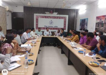 ଆୟୁଷ୍ମାନ ଭାରତ ଓ ଗୋପବନ୍ଧୁ ଜନ ଆରୋଗ୍ୟ କାର୍ଡ ବିତରଣ