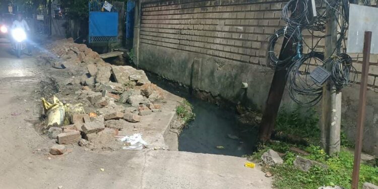 ୫୨ନଂ ୱାର୍ଡରେ ଡ୍ରେନ କାମ ନିମ୍ନମାନର