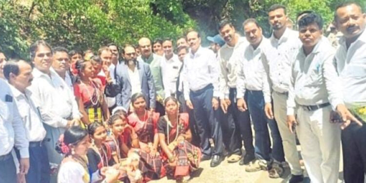 ଆଇନ ସମ୍ବନ୍ଧରେ ଅନଭିଜ୍ଞଙ୍କୁ ସେବା ଯୋଗାଇବା ଆଇନଜୀବୀଙ୍କ ଧର୍ମ