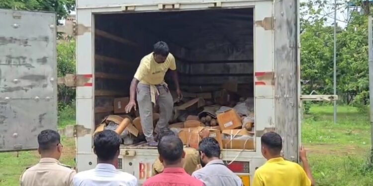 ଜୟପାଟଣା ଅଞ୍ଚଳରୁ ବିପୁଳ ପରିମାଣର ବିସ୍ଫୋରକ ଜବତ