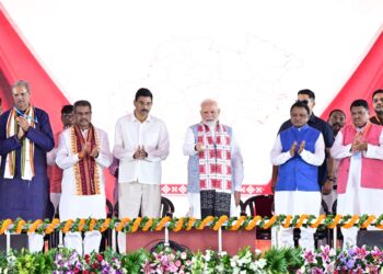 ୧୮,୬୦୦ କୋଟି ଟଙ୍କାଠାରୁ ଅଧିକ ମୂଲ୍ୟର ବିଭିନ୍ନ ପ୍ରକଳ୍ପର ଉଦ୍ ଘାଟନ ଓ ଶିଳାନ୍ୟାସ କଲେ ପ୍ରଧାନମନ୍ତ୍ରୀ