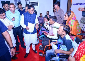 ମୁଖ୍ୟମନ୍ତ୍ରୀଙ୍କ ଦ୍ୱାଦଶ ପାଳି ଅଭିଯୋଗ ଶୁଣାଣି