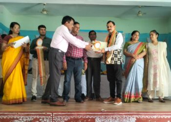 ସଂଗ୍ରାମ କେଶରୀ ପୃଷ୍ଟିଙ୍କୁ ମିଳିଲା ମୁଖ୍ୟମନ୍ତ୍ରୀ ଶିକ୍ଷା ପୁରସ୍କାର