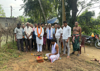 ପଞ୍ଚାୟତର ବିଭିନ୍ନ ପ୍ରକଳ୍ପର ଶିଳାନ୍ୟାସ କଲେ ସମିତି ସଭ୍ଯ