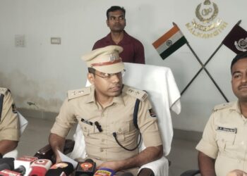 ୬୦କିଲୋ ହାଶିସ୍ ତରଳ ଗଂଜା ଜବତ