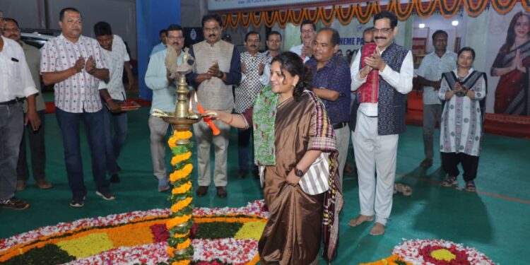 ବାଲିଯାତ୍ରାରେ ବୟନିକା ଦ୍ୱାରା ଆୟୋଜିତ ସ୍ୱତନ୍ତ୍ର ହସ୍ତତନ୍ତ ମେଳା ଉଦଘାଟିତ