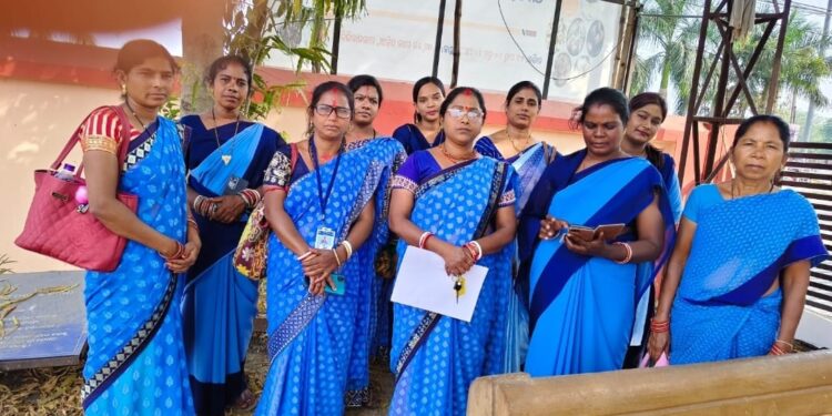 ମାଲକାନଗିରି ଜିଲ୍ଲା ଆଶା କର୍ମୀଙ୍କ ପକ୍ଷରୁ ଜିଲ୍ଲାପାଳ ଙ୍କୁ ଦାବିପତ୍ର ପ୍ରଦାନ