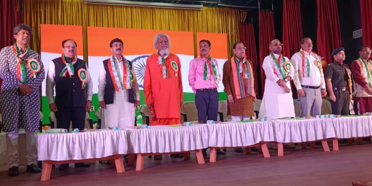 ସାଲ୍ୟୁଟ୍ ତିରଙ୍ଗା ପକ୍ଷରୁ ‘ଏକ ସନ୍ଧ୍ୟା ଶହୀଦଙ୍କୋ  ନାମ’