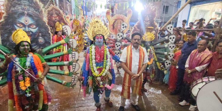ମା ଠାକୁରାଣୀ ଙ୍କ ବାର୍ଷିକ ପଣପାଣି ପୂଜା ରେ ଯୋଗଦେଲେ : ବିଧାୟକ